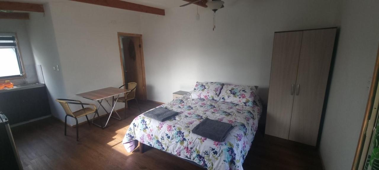 Ferienwohnung Hostal Henua Roa 2 Hanga Roa Exterior foto